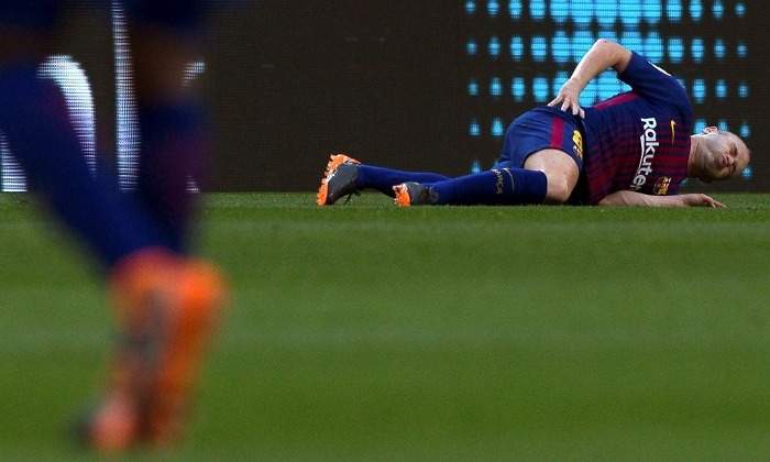 Iniesta-dolor-Atletico-2018-efe.jpg