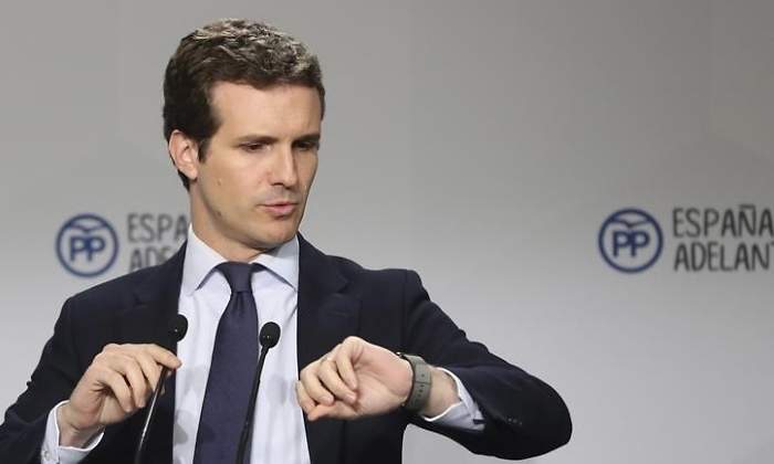 pablo-casado-reloj-efe.jpg