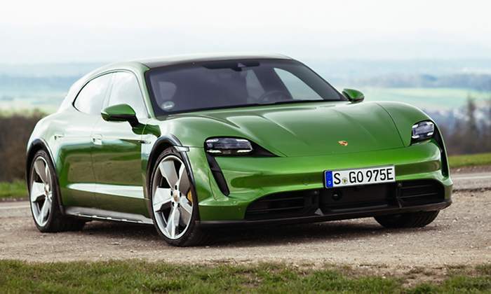 Porsche Taycan Turismo Cross