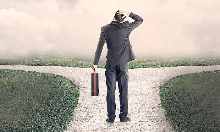 directivo-empresario-decision-770-istock.jpg