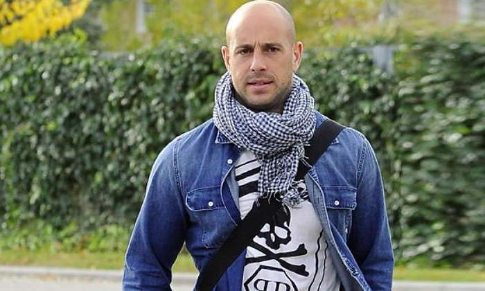 pepe-reina-estalla770.jpg