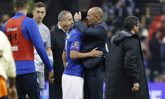 paco-jemez-eliminado-cruz-azul-reuters.jpg