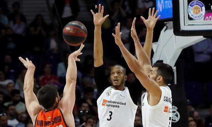 randolph-valencia-playoffs-efe.jpg