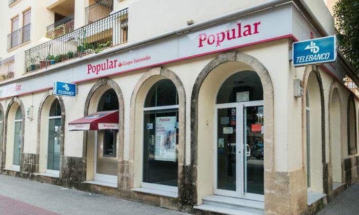 popular-sucursal-calle-alamy.jpg