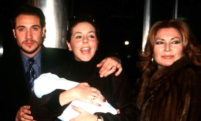 rocio-carrasco-nacimiento-hija-770.jpg