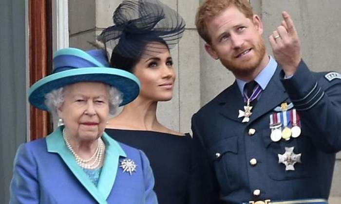 reina-isabel-meghan-harry-enfadada-770.jpg