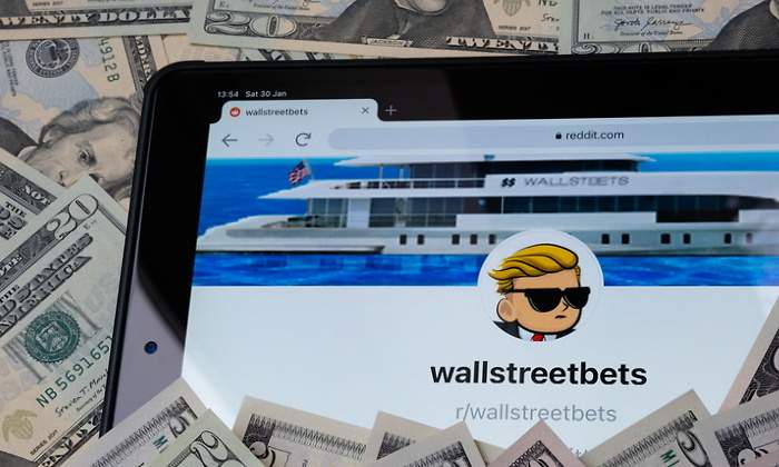 Wall-Street-bets-dreamstime.jpg
