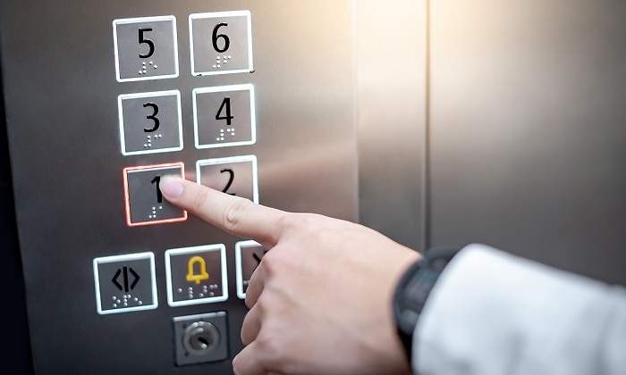 Botones-de-un-ascensor-iStock.jpg