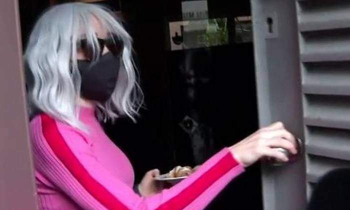 angela-mainat.jpg