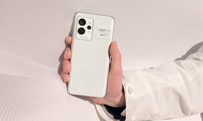 realme-gt-2-1.jpg