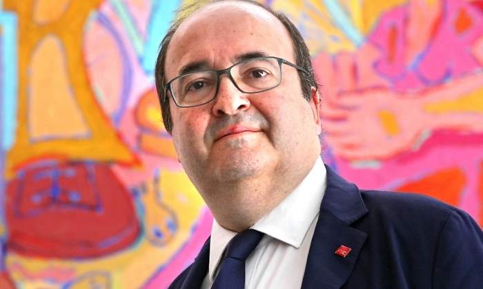 iceta-miquel-luis-moreno-fondo-colores.jpg