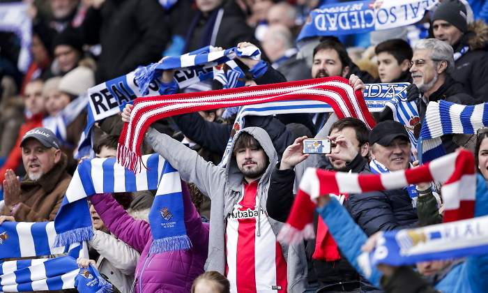 real-sociedad-athletic-aficionados-bufanda-getty.jpg