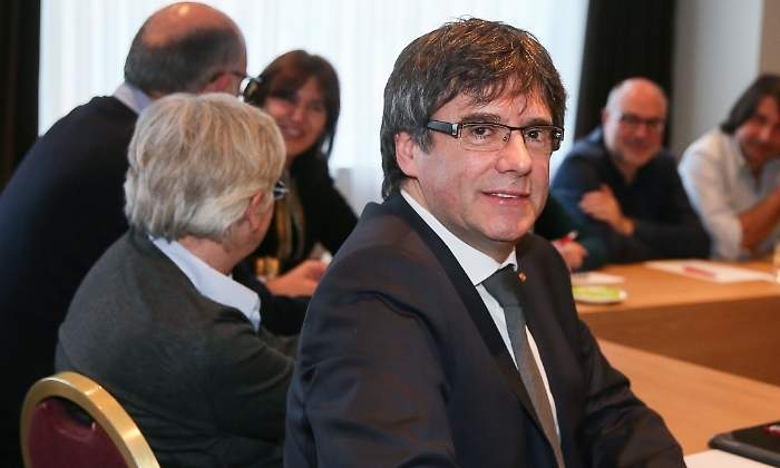 puigdemont-reunion-bruselas-5feb18-efe.jpg