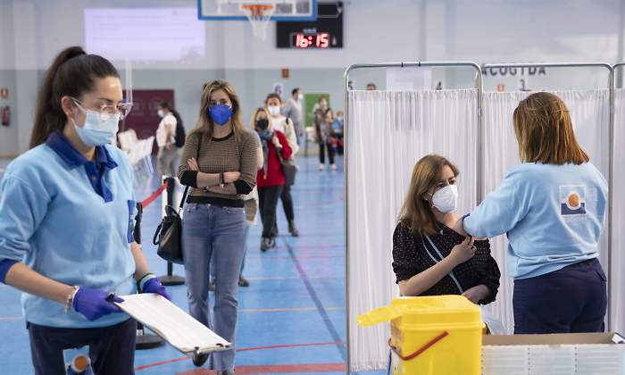 vacunacion-sevilla-polideportivo-ep.jpg