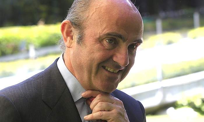 guindos-luis-corbata-efe.jpg