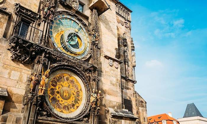 Reloj-astronomico-praga-iStock.jpg