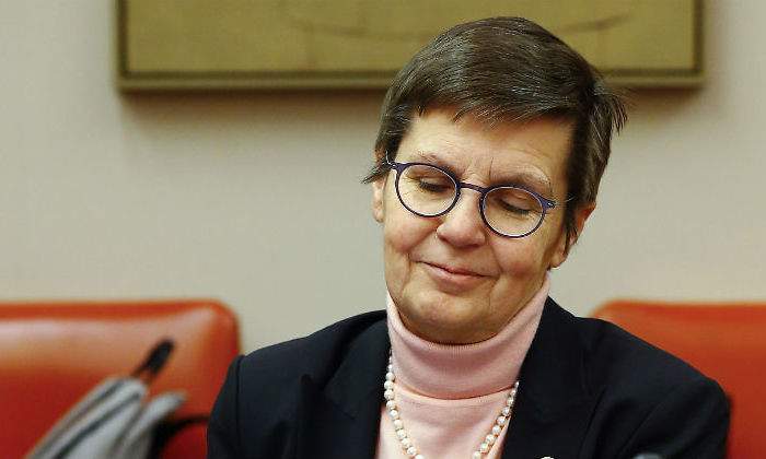 Elke-Konig-jur.jpg