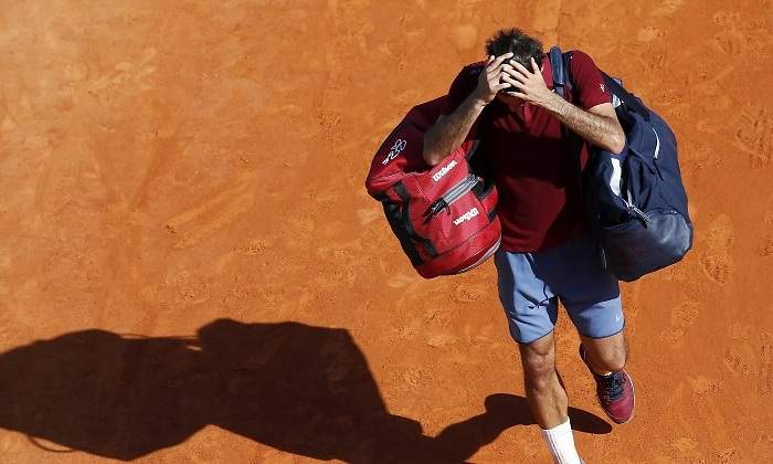 federer-cabizbajo-montecarlo-reuters.jpg