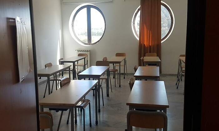 clase-vacia-por-covid.jpg