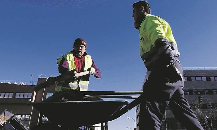770-x-420-Trabajadores-en-una-obra-Reutrers.jpg