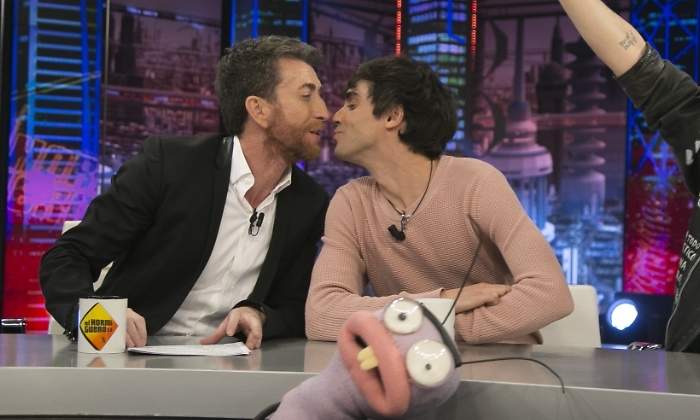 beso-motos-javis.jpg