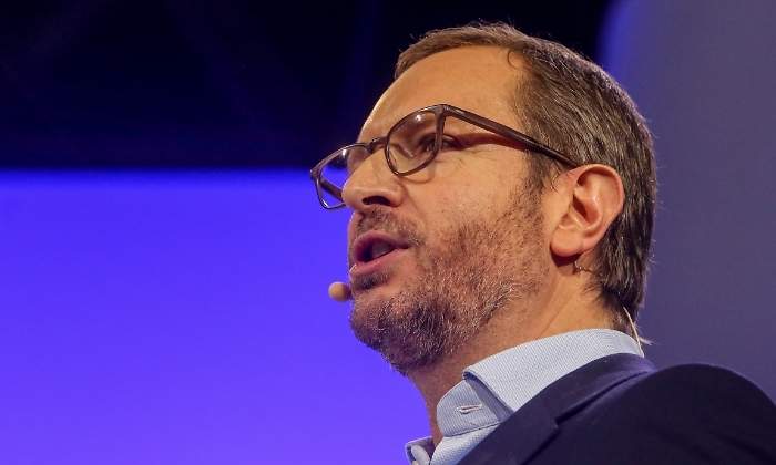 javier-maroto-pp-fondo-azul-ep.jpg