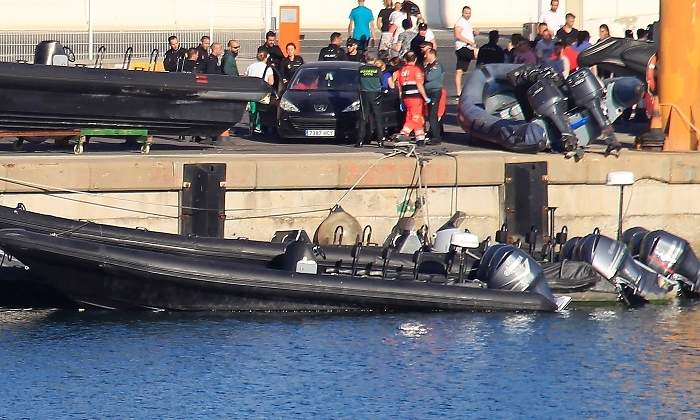 lancha-narco-algeciras-efe.jpg