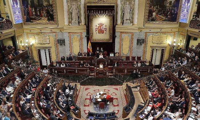 indemnizacion-congreso-770x420-efe.jpg