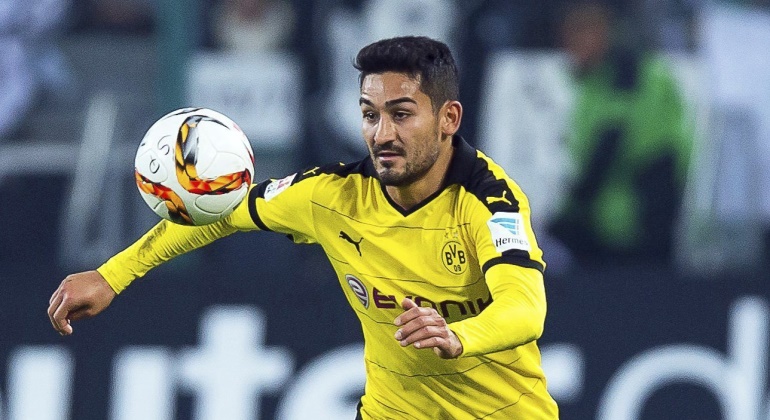 Gundogan-2016-dortmund-EFE.jpg