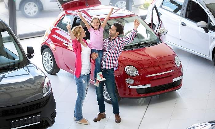 compra-coche-dreamstime.jpg
