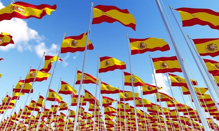 banderas-espana-dreamstime.jpg