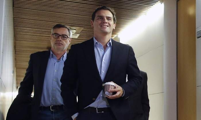 rivera-villegas-congreso-19feb19-efe.jpg