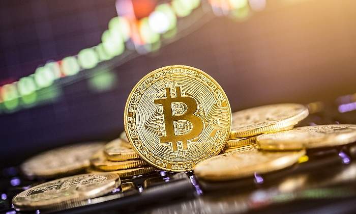 770-420-bitcoin-criptomoneda-grafico-bolsa-alamy.jpg