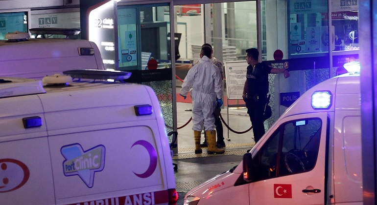 Atentado en el aeropuerto de Estambul