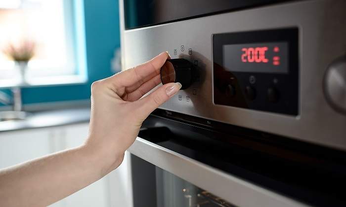 Horno-calentandose-a-200-iStock.jpg