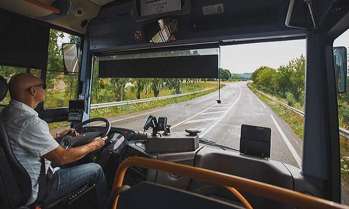 conductor-bus.jpg