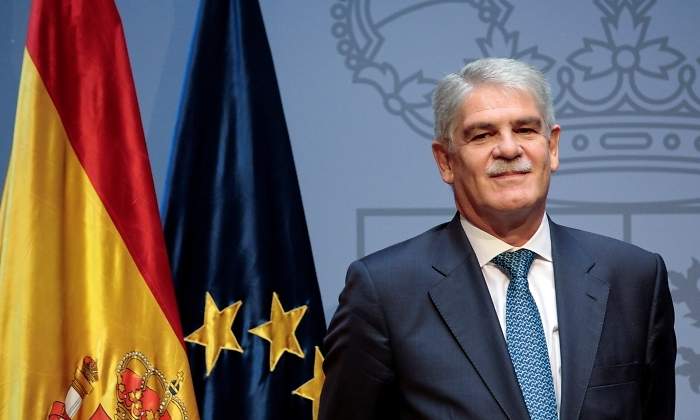 alfonso-dastis-reuters.jpg