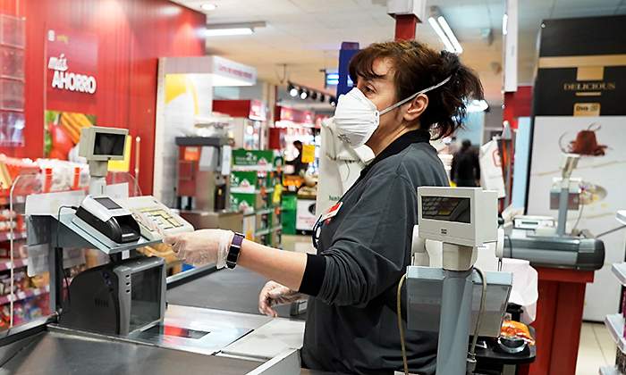 Cajera-supermercado-770-x-420-EP.jpg
