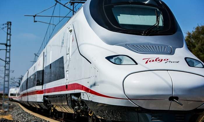 tren-ave-avril.jpg
