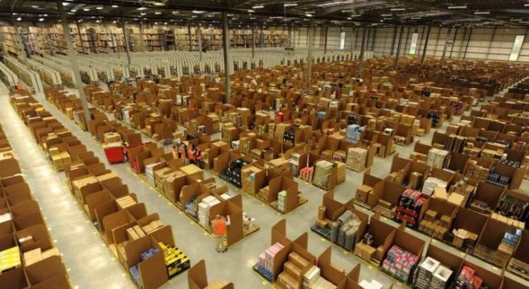 La logística de Amazon puede movilizar a 270.000 personas al día.