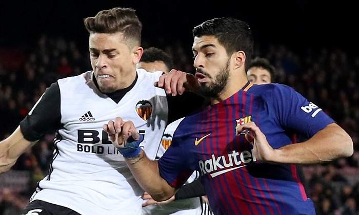 Gabriel-Paulista-LUis-Suarez-Valencia-Barcelona-2018-Reuters.jpg