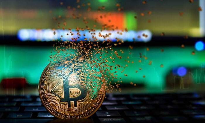bitcoin-caida-desintegra.jpg