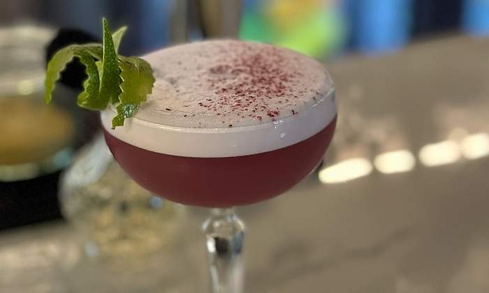 A-OLLO-soft-cocktail-Hibiscous-Sour.jpg