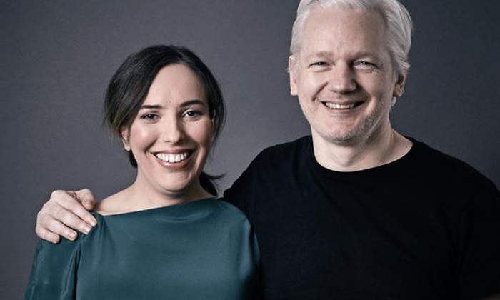 julian-assange-moris770.jpg