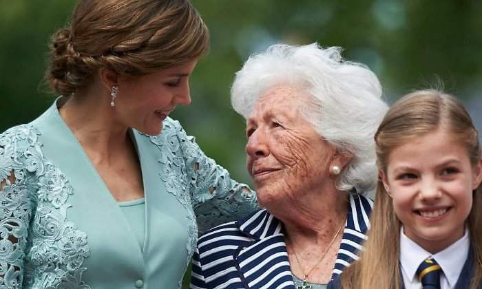 letizia-abuela-asturias-770-1.jpg