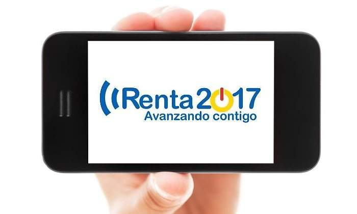 renta2017-movil-mano.jpg