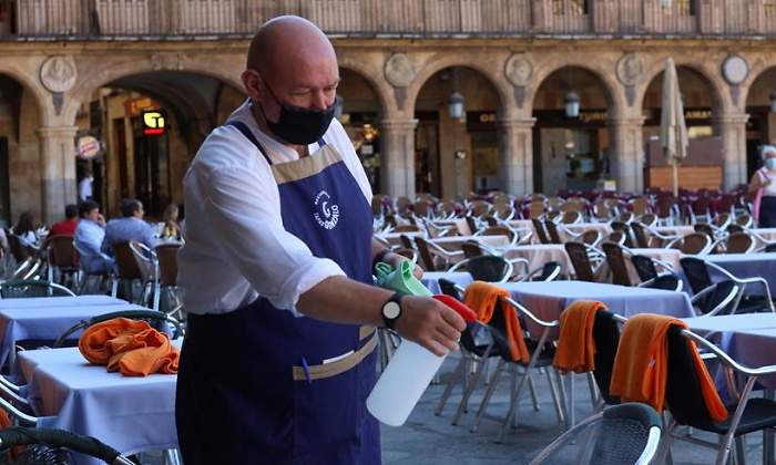 coronavirus-salamanca-plaza-mayor-terraza-efe.jpg