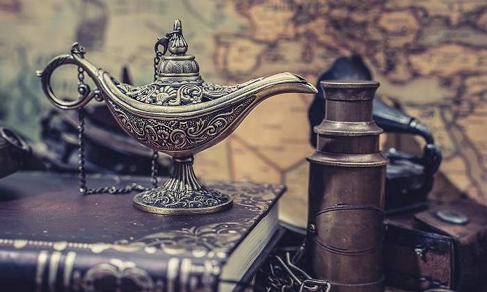 Un-lampara-magica-como-la-de-Aladdin-iStock.jpg
