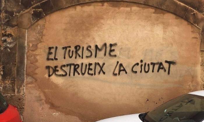 pintadas-turismo-mallorca-asociaciónvecinosdelaseu.jpg