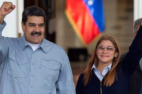 La atribulada vida sentimental de Nicolás Maduro: casado con la Narcotía pero aventurero del amor - Informalia.es